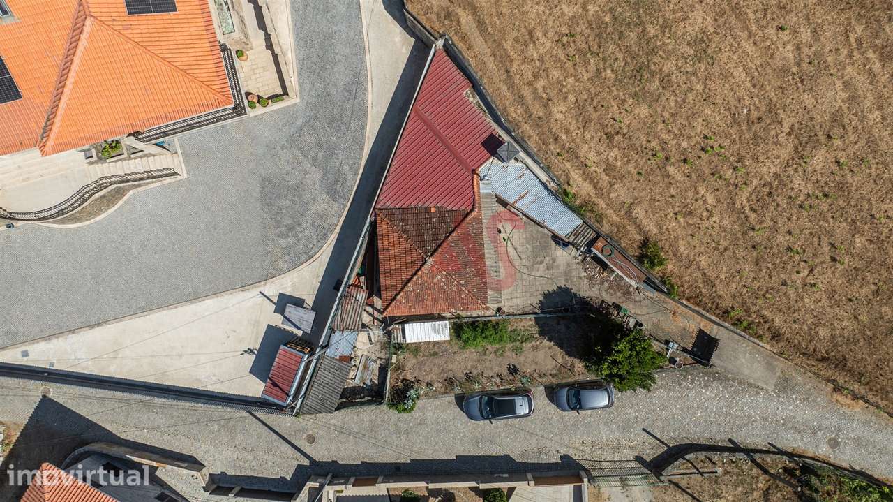 Moradia T2 Para Restauro em Refontoura, Felgueiras - Grande imagem: 3/15