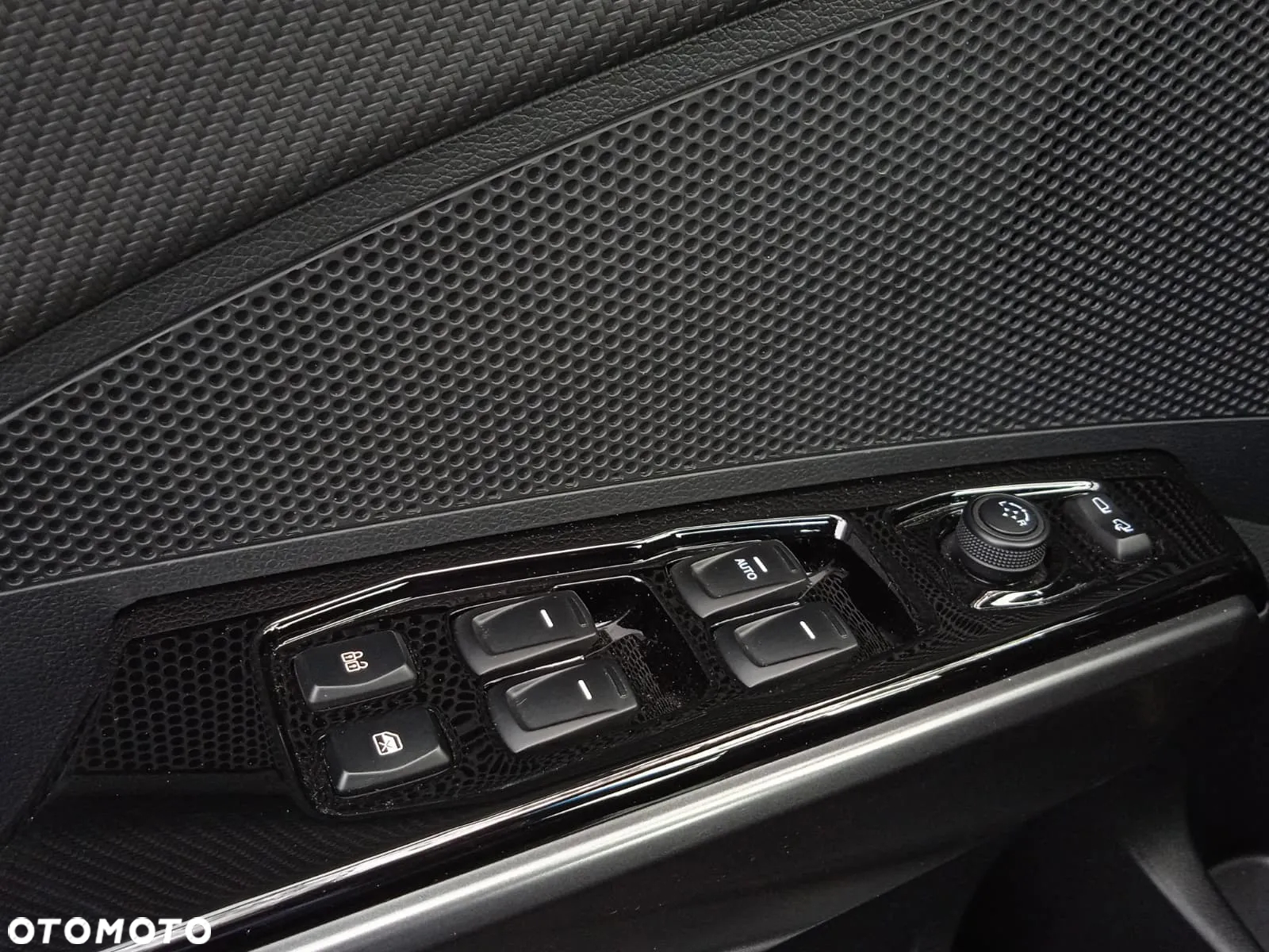 SsangYong/KGM Tivoli 1.5 T-GDI Adventure - 27