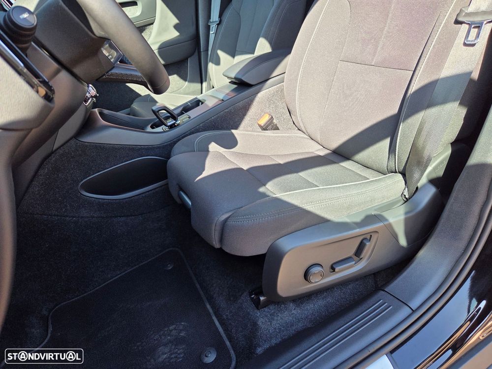 Volvo EX40 - 19