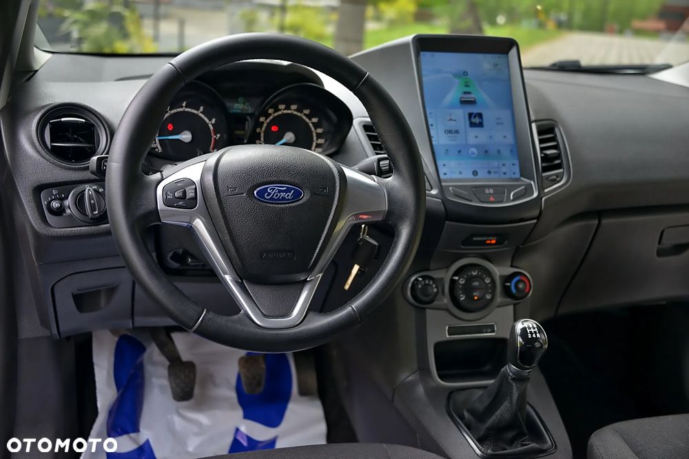 Ford Fiesta 1.25 Titanium EU5 - 7