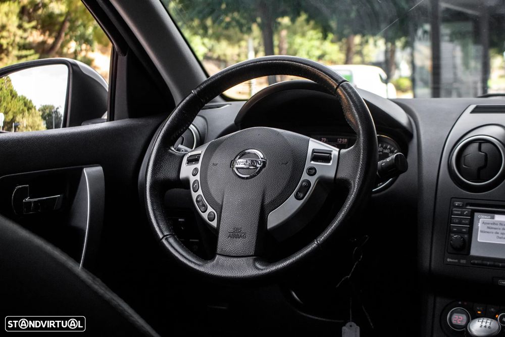 Nissan Qashqai 1.6 dCi N-Connecta - 27
