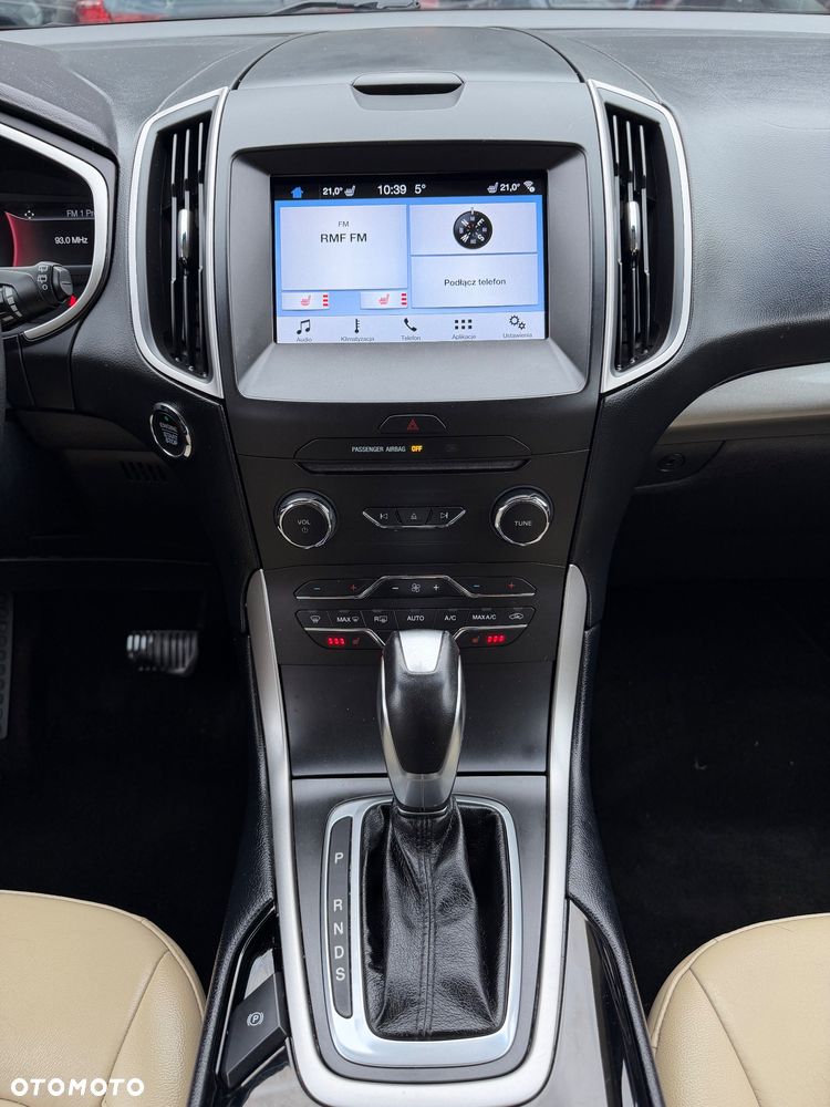 Ford Edge - 21