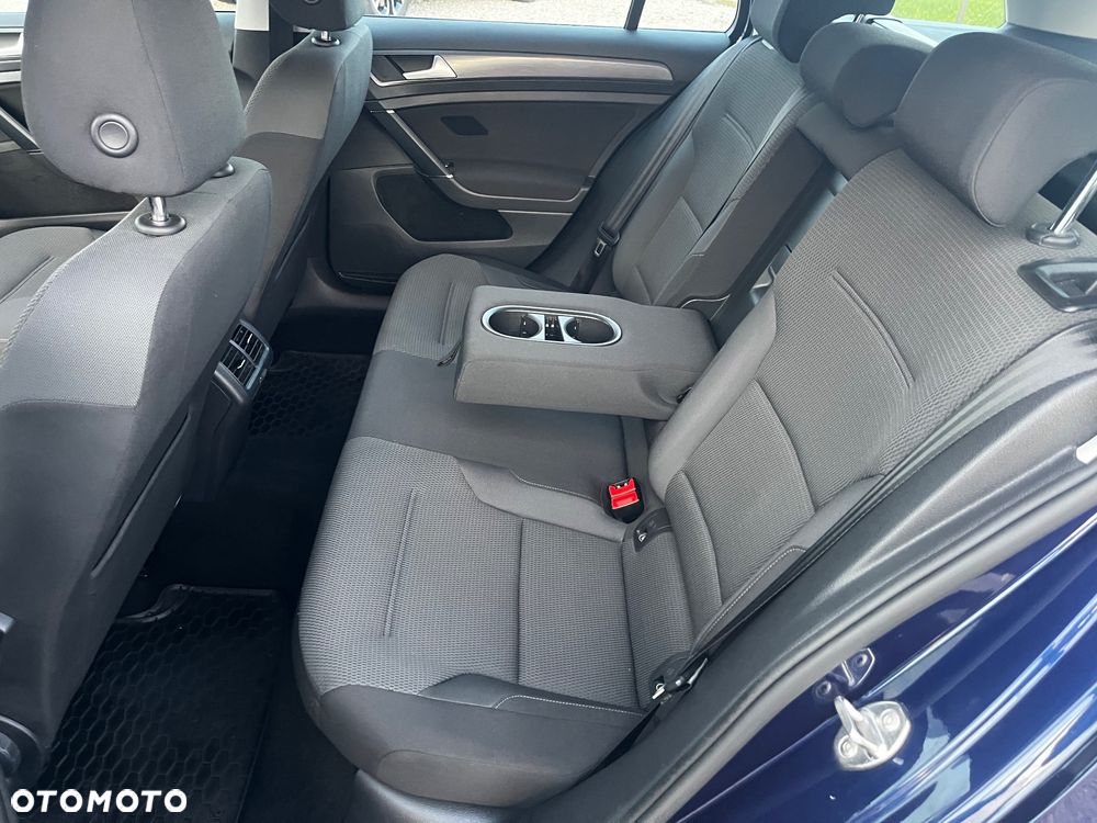 Volkswagen Golf 1.5 TSI BMT Trendline - 31
