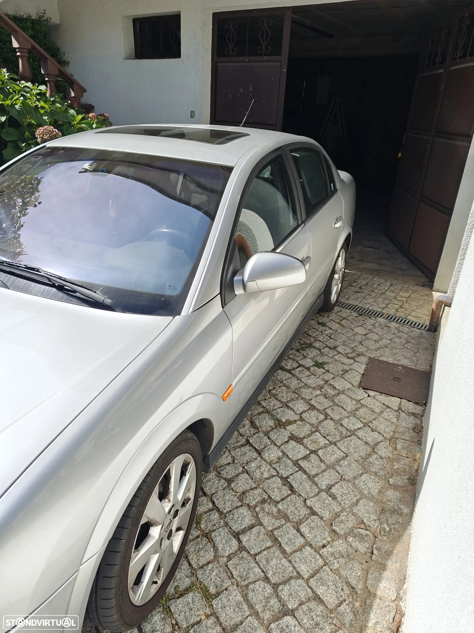 Opel Vectra 2.2 DTi Elegance - 4