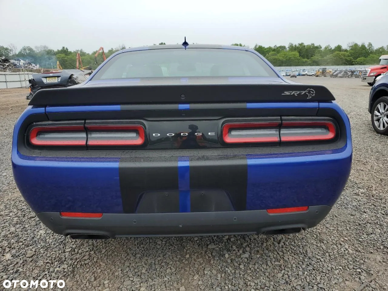 Dodge Challenger - 6