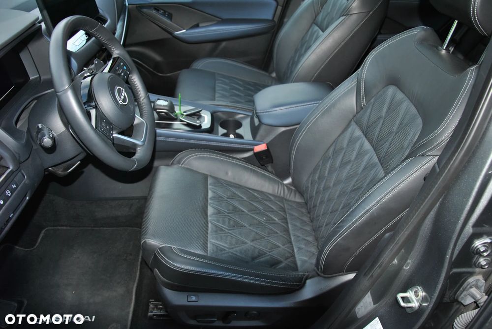 Nissan Qashqai 1.3 DIG-T MHEV Xtronic Tekna+ - 26