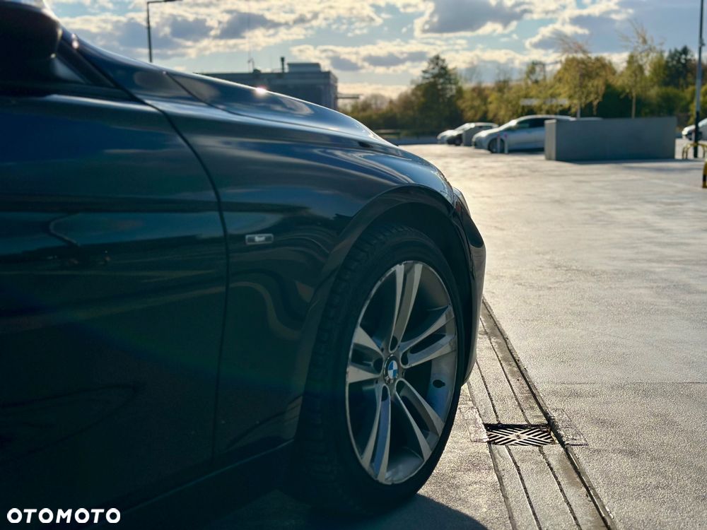 BMW Seria 3 320d DPF Edition Sport - 9
