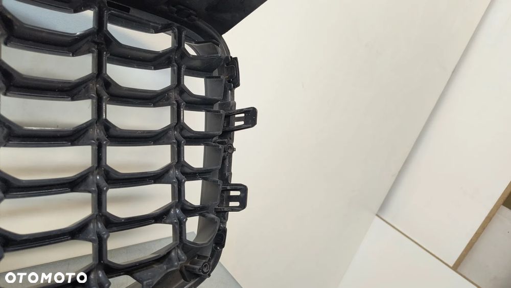 Grill atrapa Volvo XC60 II Lift - 11