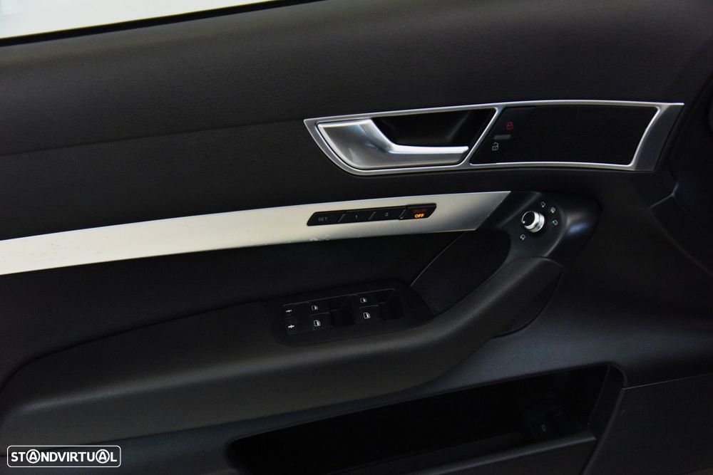 Audi A6 2.0 TDI Exclusive Multitronic - 33