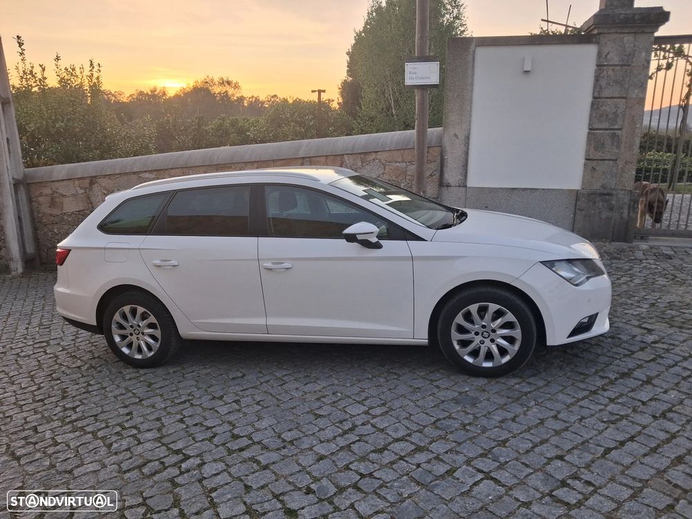 SEAT Leon 1.6 TDI Reference Ecomotive - 2