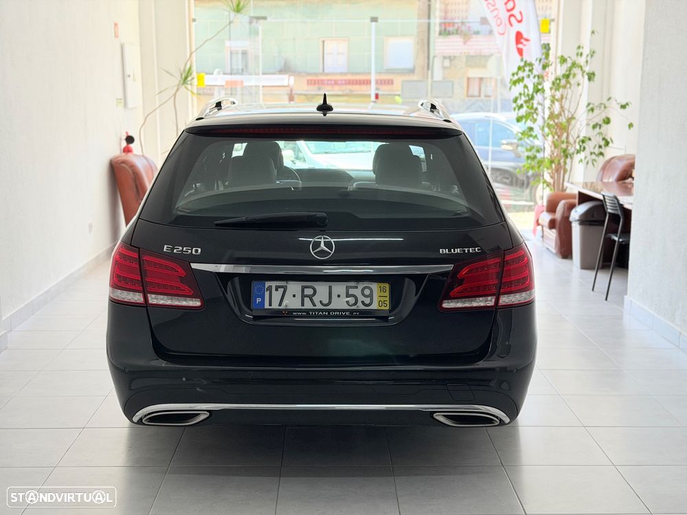 Mercedes-Benz E 250 BlueTEC Avantgarde Auto. - 8