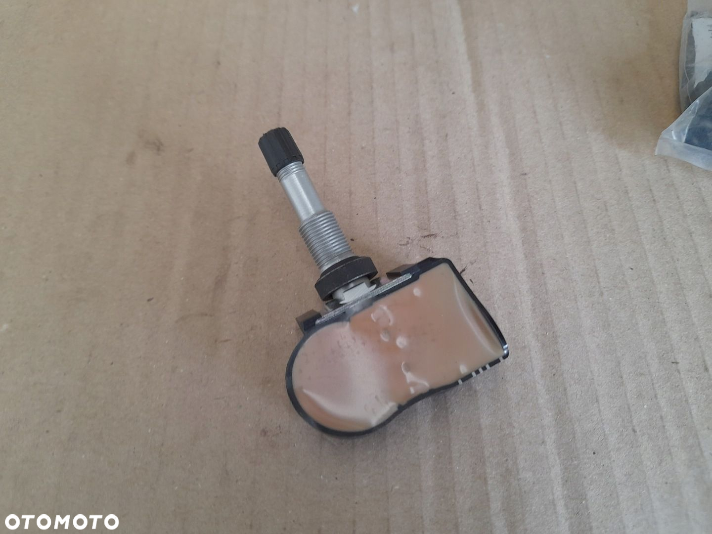 Czujniki ciśnienia TPMS Citroen / Peugeot / Mitsubishi Continental 4250C477 - 4