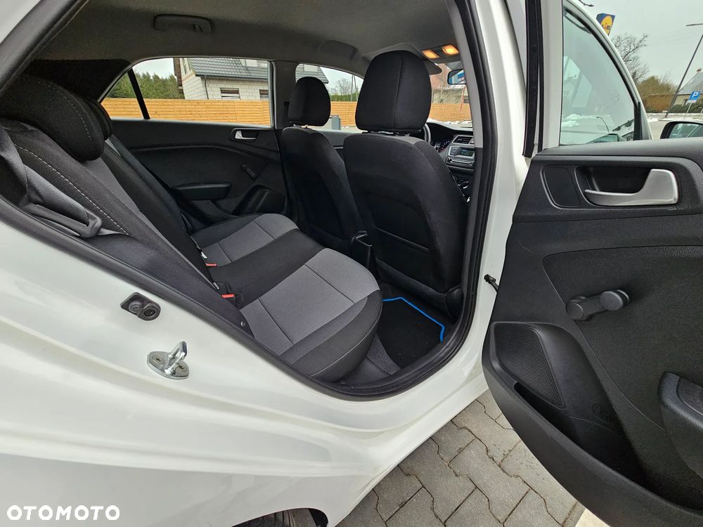 Hyundai i20 1.2 Classic Plus - 8