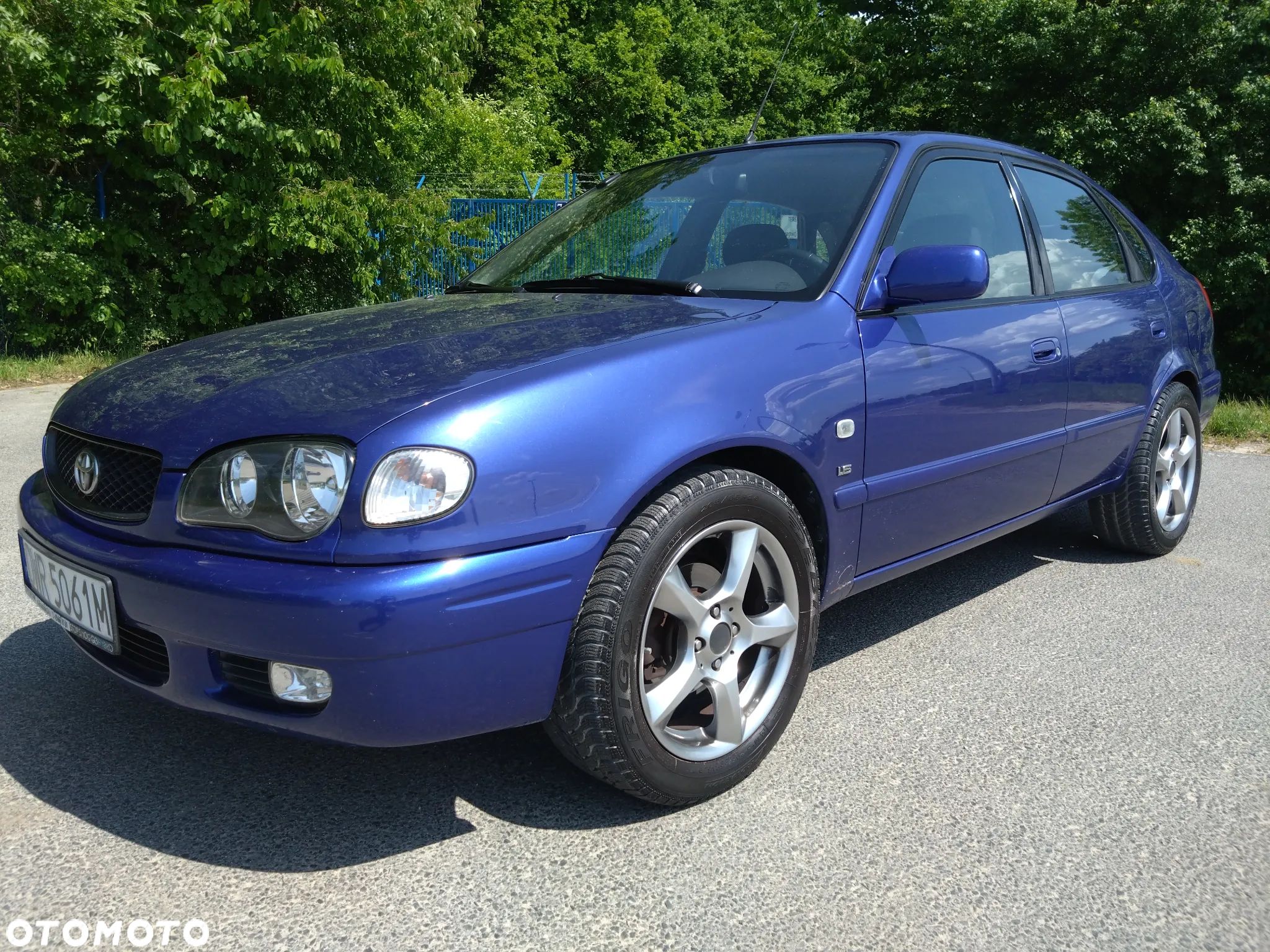 Toyota Corolla - 1