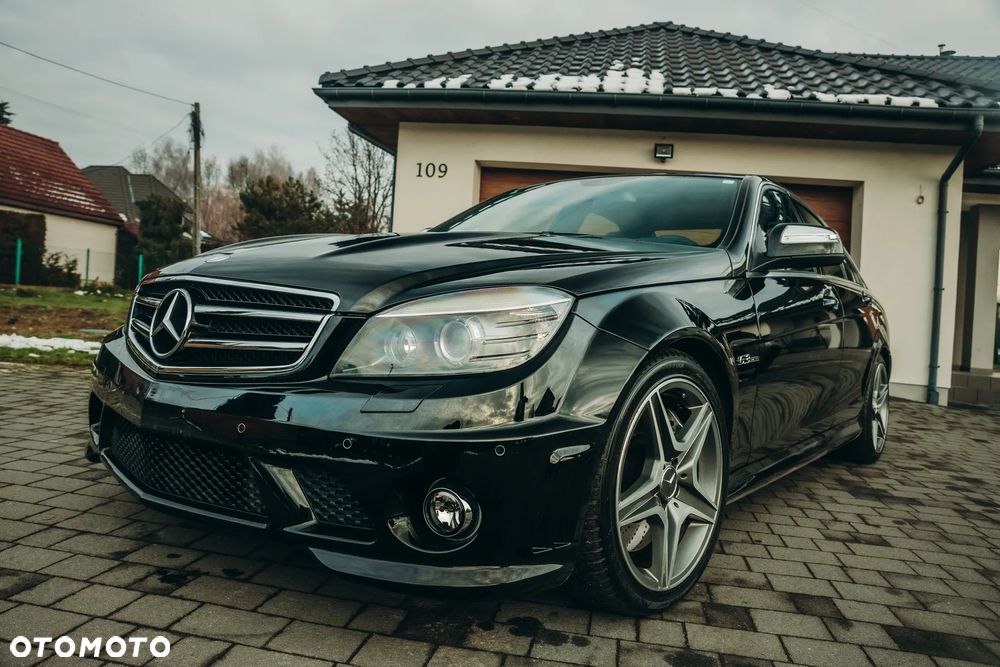 Mercedes-Benz Klasa C 63 AMG 7G-TRONIC SPORT EDITION - 3