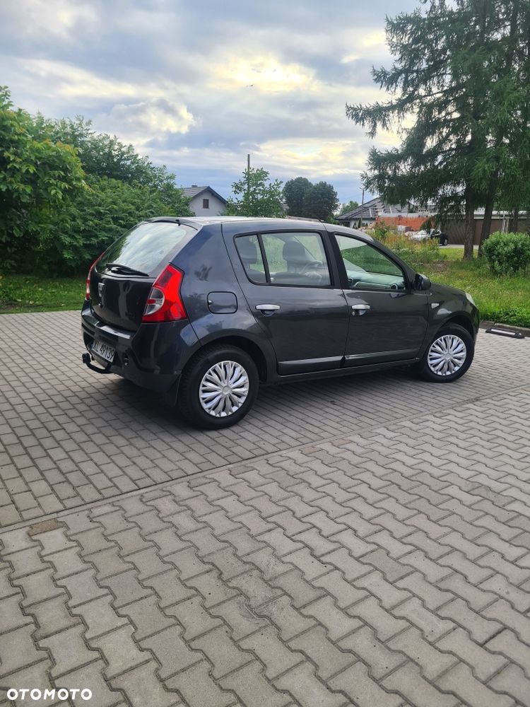 Dacia Sandero - 3