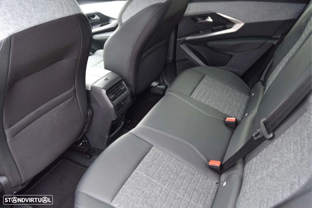 Peugeot 3008 1.2 Hybrid Allure e-DCS6 - 10