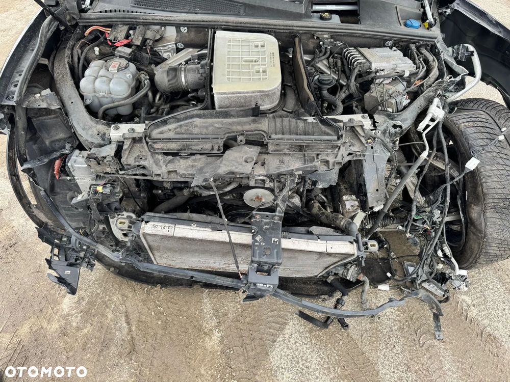 Volkswagen Touareg - 13