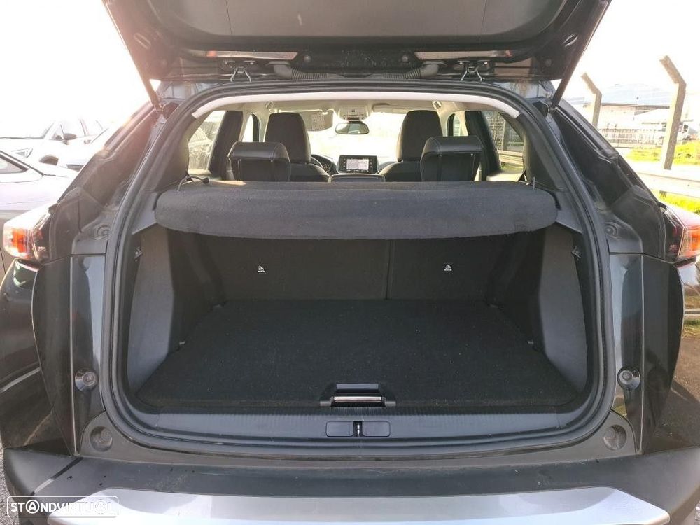 Peugeot e-2008 50 kWh Allure Pack - 6