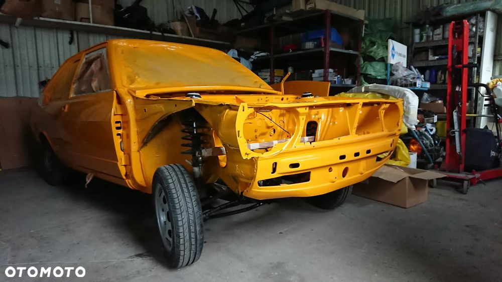 Volkswagen Passat - 18