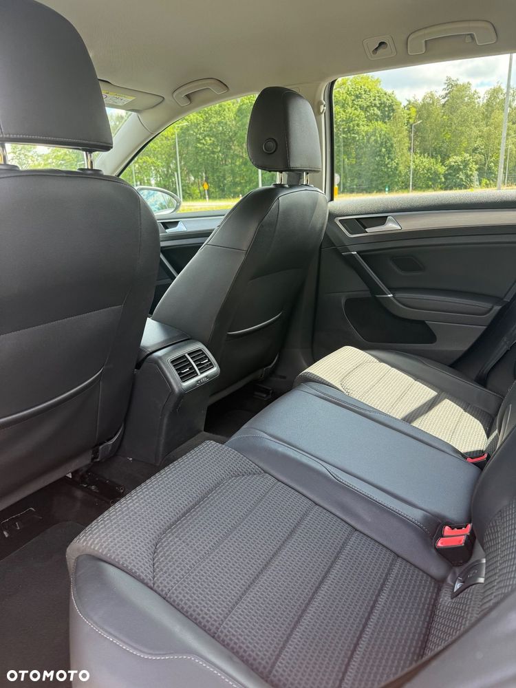 Volkswagen Golf Variant - 13