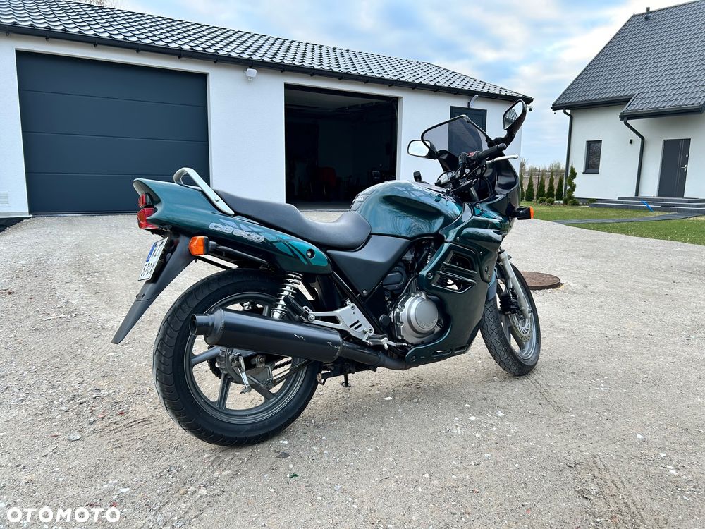 Honda CB - 2