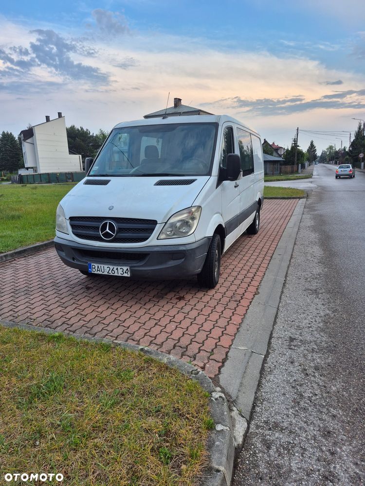 Mercedes-Benz Sprinter - 2