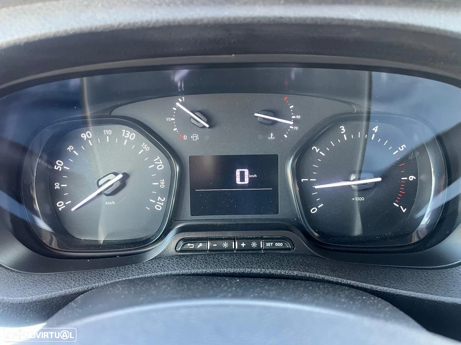 Toyota Proace Verso 1.5 D-4D L3 (LONGA) - AC - 9 LUGARES - 34