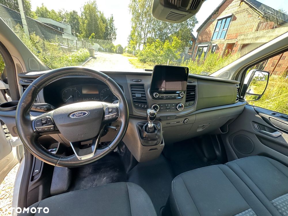 Ford Transit Custom 320 L2H1 Limited (bryg.) - 11