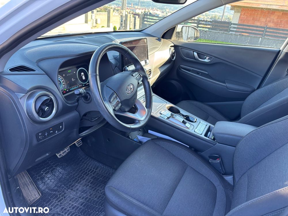 Hyundai KONA BEV 156 CP 48.4 kWh Highway+ - 8