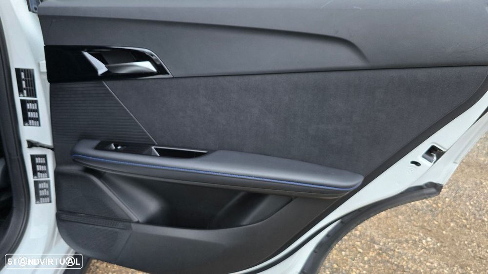 MG MG4 64 kWh Luxury - 55