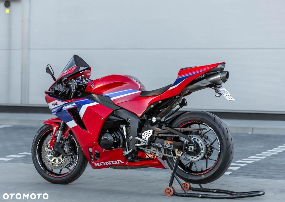 Honda CBR - 8