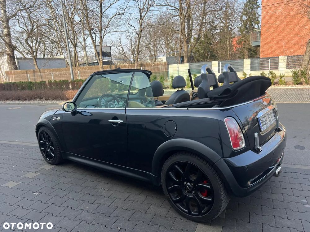 MINI Cooper S Sidewalk - 8