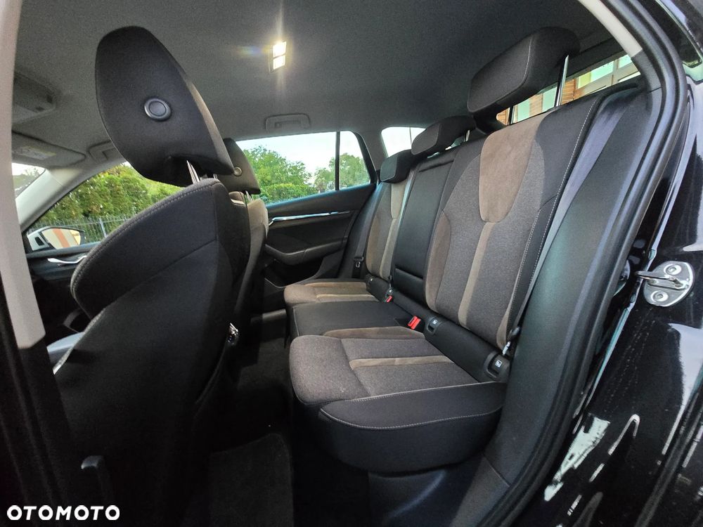 Skoda Octavia 2.0 TDI 4x4 DSG Scout - 12