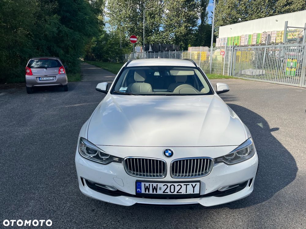 BMW Seria 3 328i Modern Line - 4