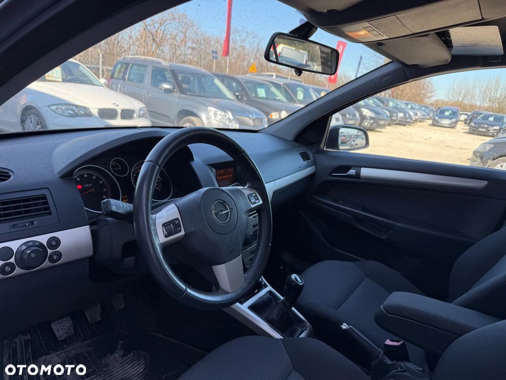 Opel Astra 1.6 Active - 21