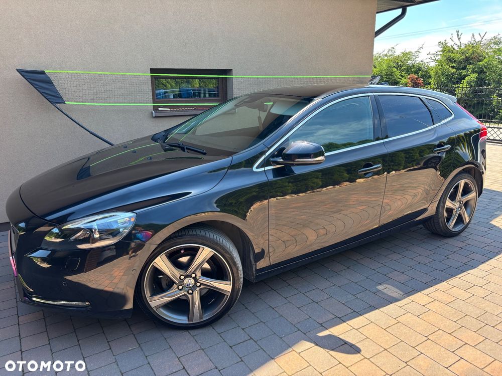 Volvo V40 D2 Summum - 36