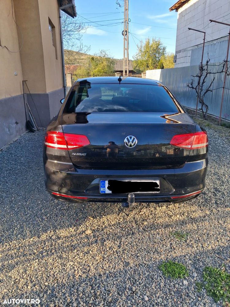 Volkswagen Passat 2.0 TDI (BlueMotion Technology) Trendline - 5