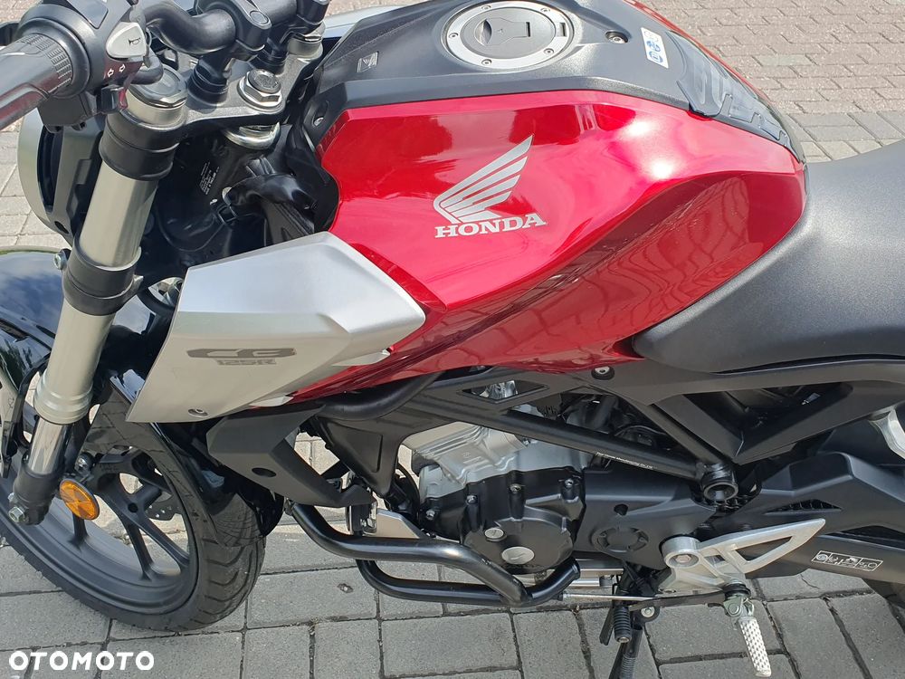 Honda CB - 32
