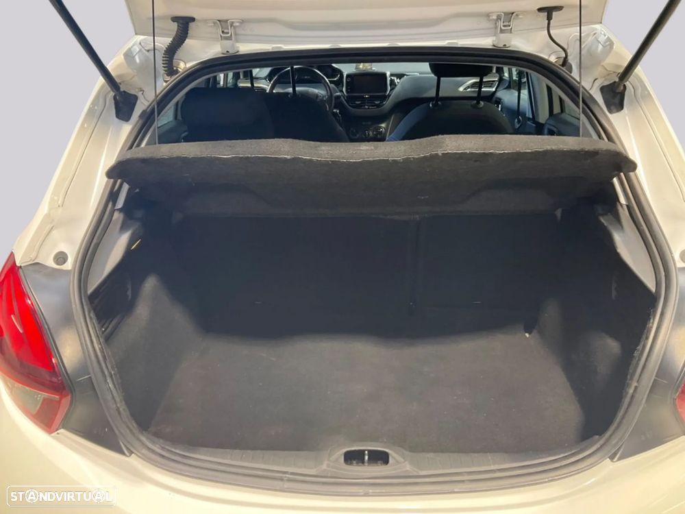 Peugeot 208 1.2 PureTech Style - 8