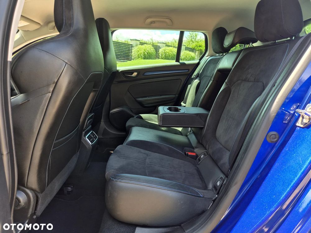 Renault Megane ENERGY TCe 205 EDC GT - 8