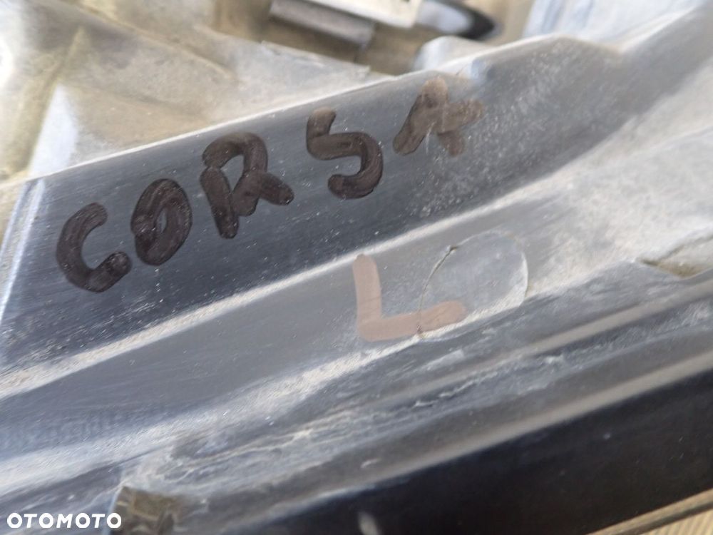 LAMPA LEWA PRZEDNIA SOCZEWKA OPEL CORSA-C 1.0 - 3