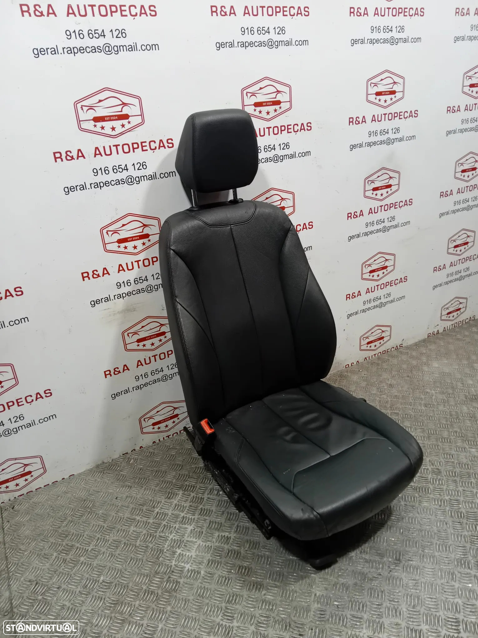 Conjunto de Bancos BMW F20 em Pele Original - 11