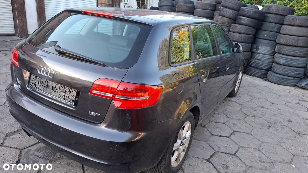 Audi A3 Sportback 1.8 TFSI Ambition - 3
