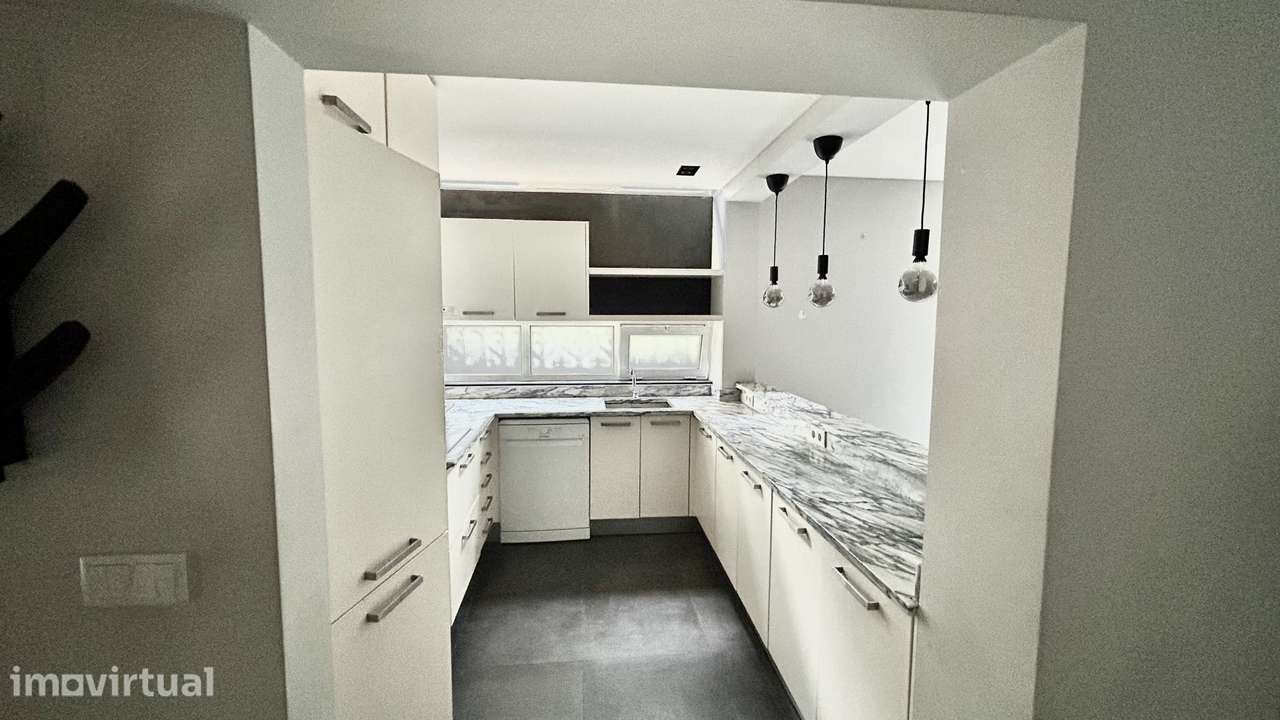 Apartamento T2 em Alvalade - Grande imagem: 3/14