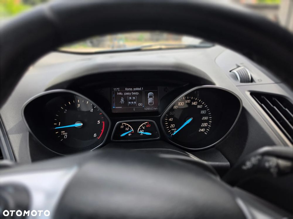 Ford Kuga - 22
