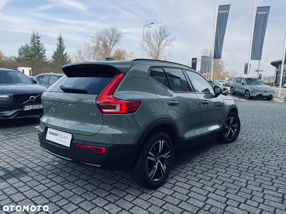 Volvo XC 40 B3 Plus Dark - 7