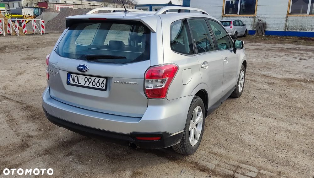 Subaru Forester 2.0i Exclusive - 18