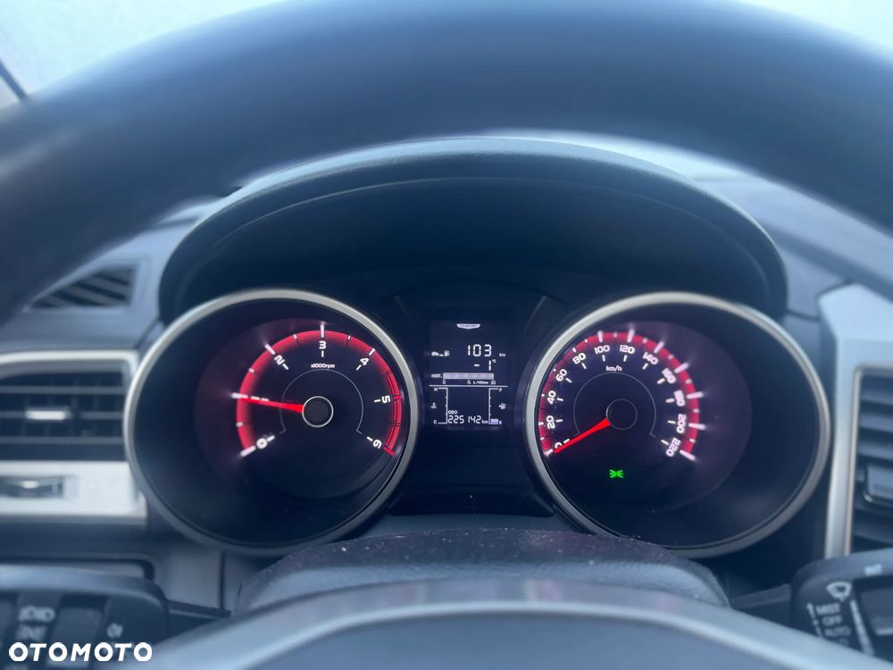 SsangYong/KGM Tivoli 1.6 D Crystal - 11