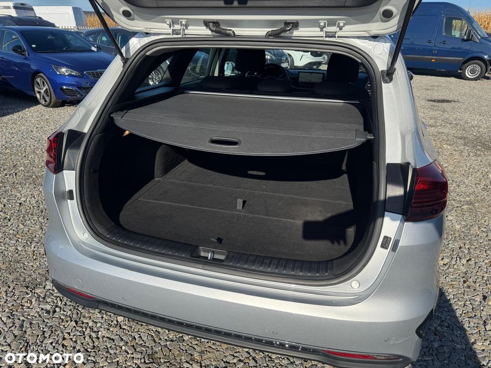Kia Ceed 1.0 T-GDI 120 OPF Nightline Edition - 11